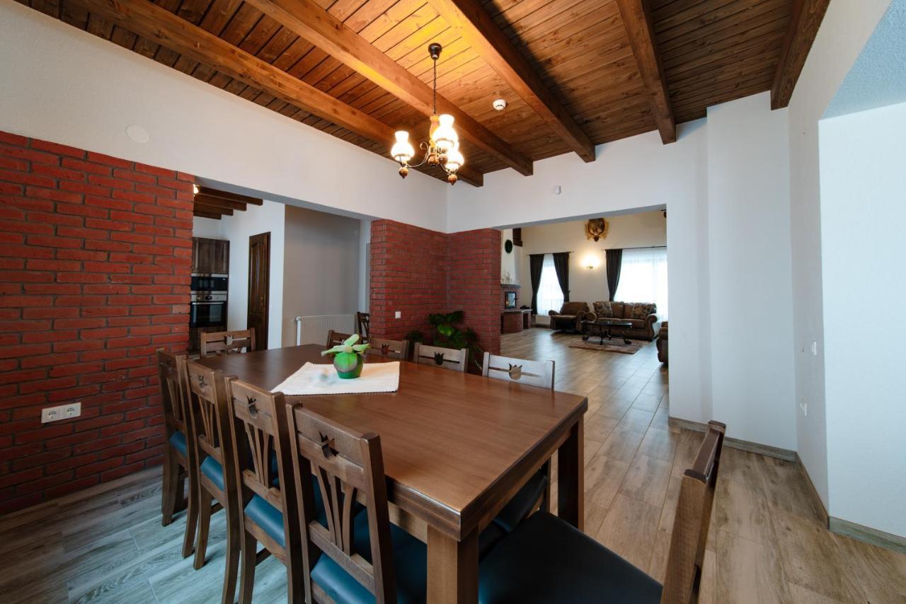 Transylvanian Relax House Lupeni  エクステリア 写真