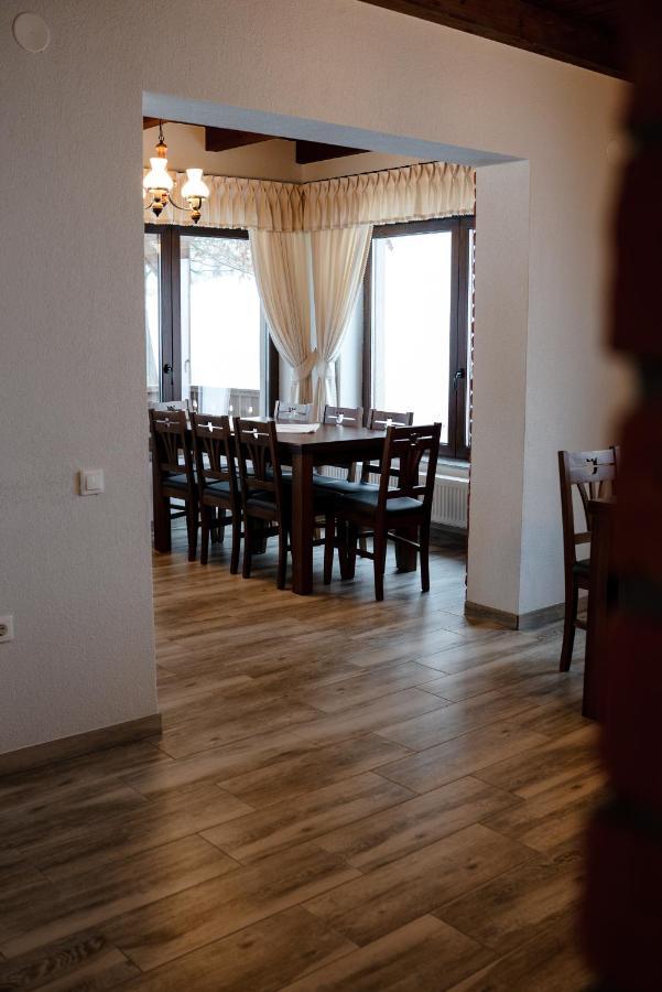 Transylvanian Relax House Lupeni  エクステリア 写真