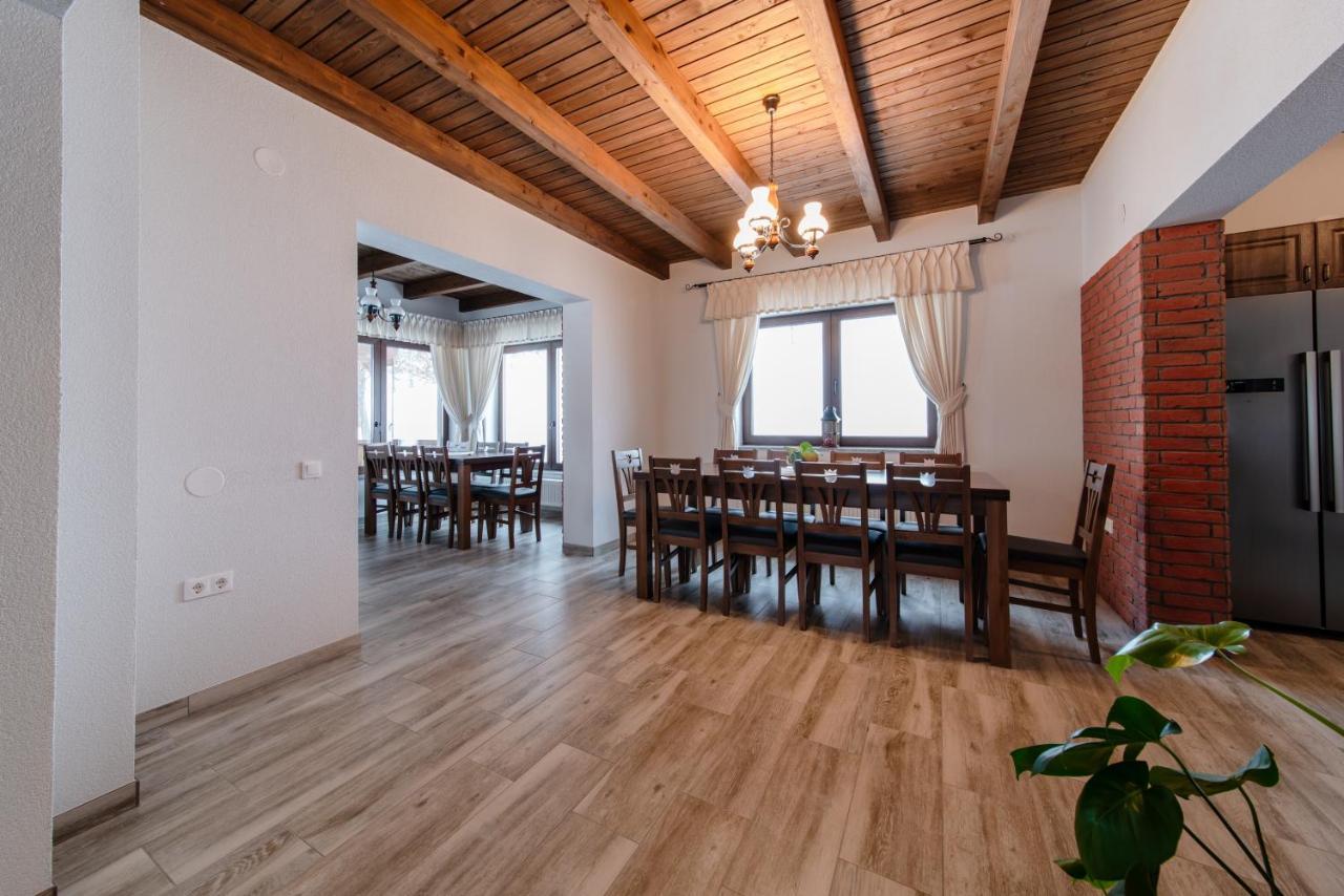 Transylvanian Relax House Lupeni  エクステリア 写真