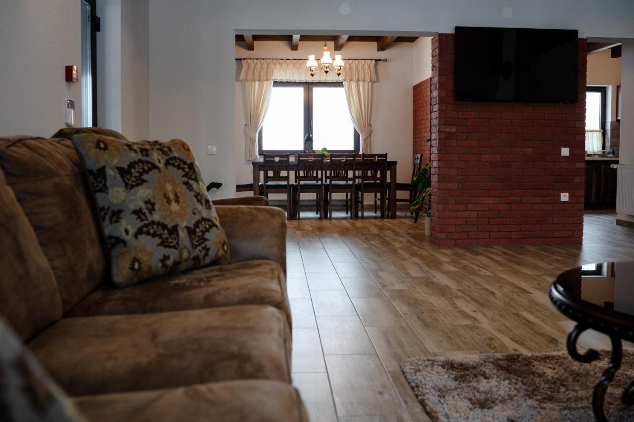 Transylvanian Relax House Lupeni  エクステリア 写真