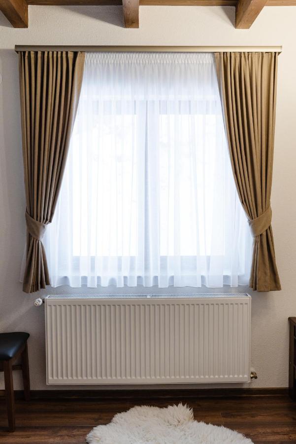 Transylvanian Relax House Lupeni  エクステリア 写真